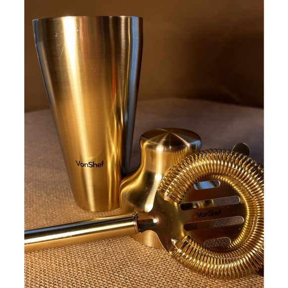 VonShef Brushed Gold Stainless Steel Cocktail Shaker and Strainer - Picture 4 of 12